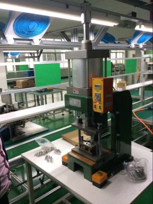 小五金配件壓裝裝配