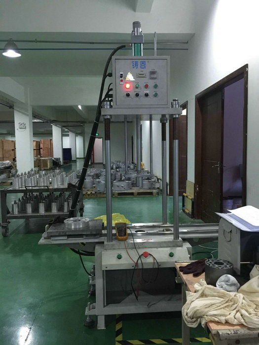 Assembly of motors for new energy vehicles