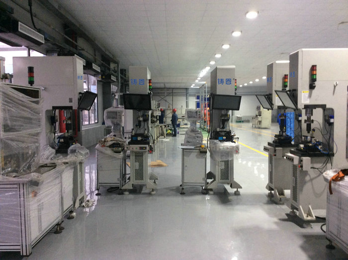 Volkswagen factory servo machine